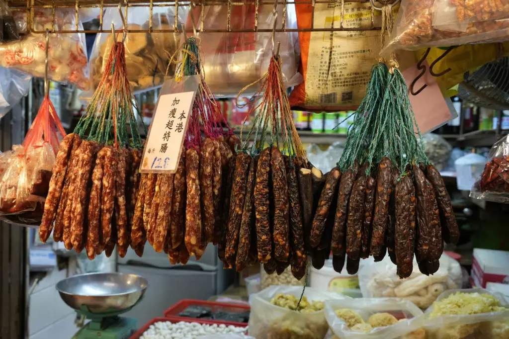 新中式实木沙发选购要点：从木材特性到榫卯工艺的完整解析