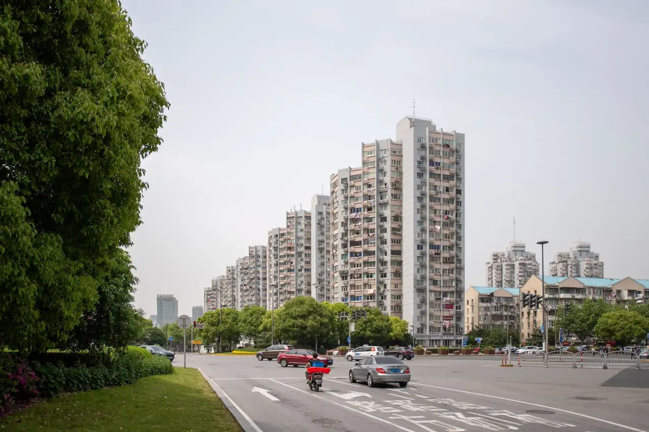 新中式实木沙发选购指南：从木材到榫卯工艺的全面解析